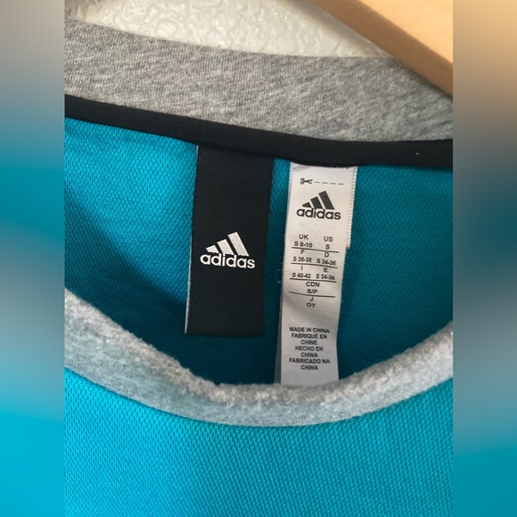 Adidas ZNE CREW NECK SHIRT Women Small EUC S gray & blue SS REC run gym yoga tee - Picture 2 of 10